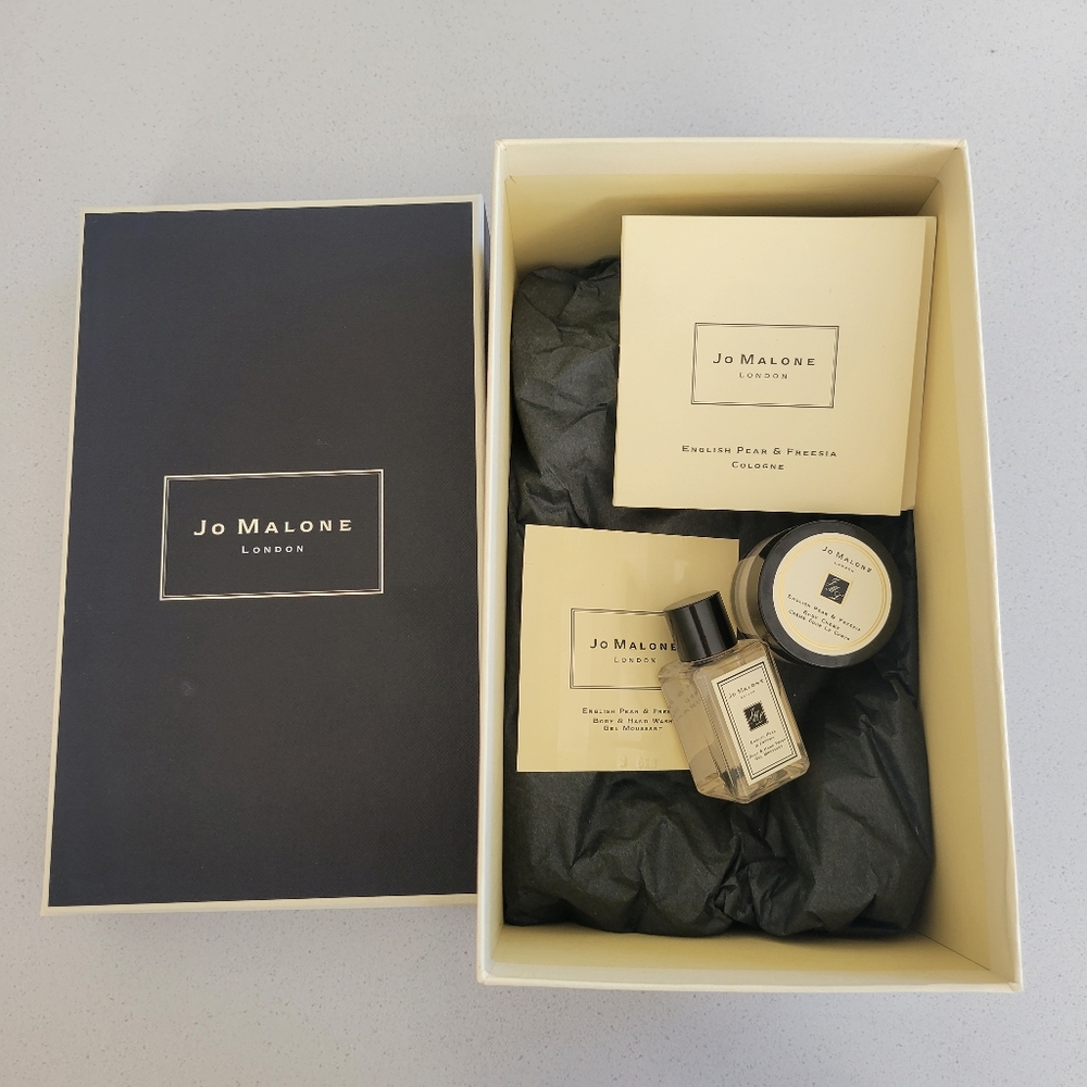 Jo Malone English Pear & Freesia Bundle